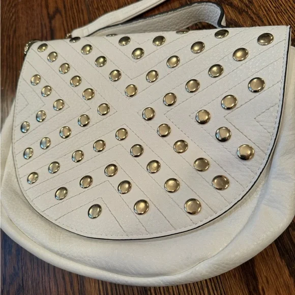 Vintage Studded Envy Crossbody Bag - Picture 3 of 7